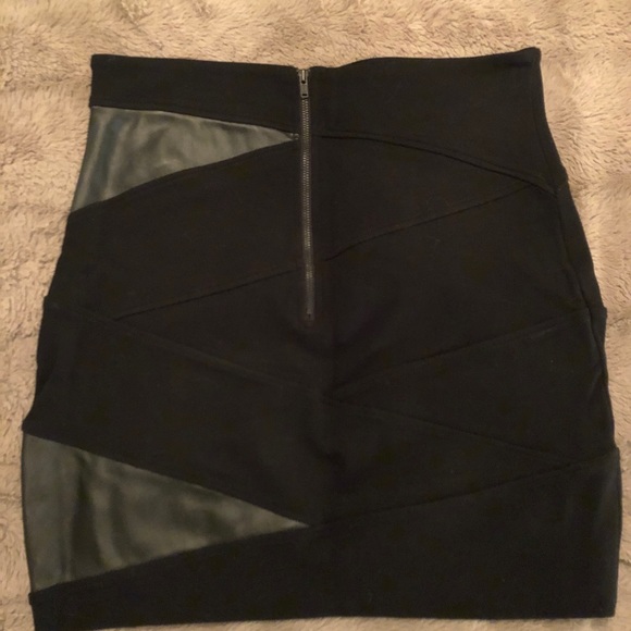 Talula Skirt - Picture 2 of 3